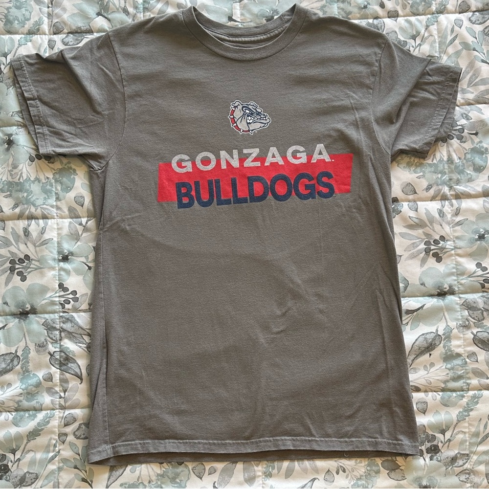 Gonzaga University Rivalry Threads Bulldogs Gray T Shirt - Youth Medium - ZAGS